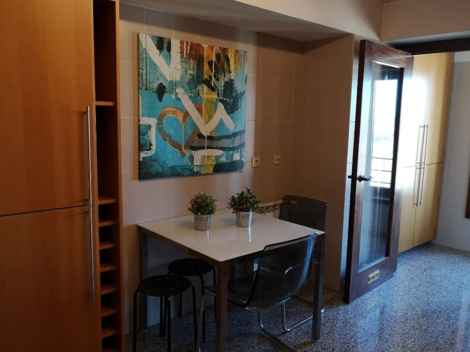 Apartamento T3 para Arrendamento em Santa Marinha e São Pedro da Afurada Foto 5