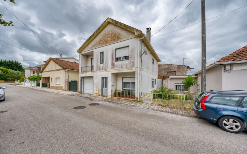 Moradia T4 para Venda em Rio Maior Foto 2