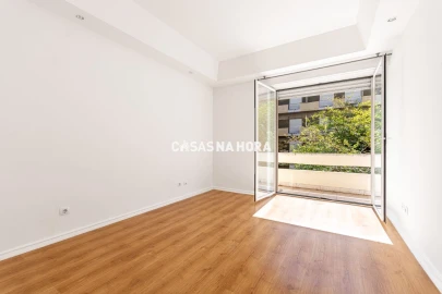 Apartamento T4 para Arrendamento em Avenidas Novas