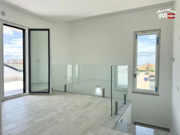 Moradia T4 para Venda em Atalaia e Alto Estanqueiro-Jardia