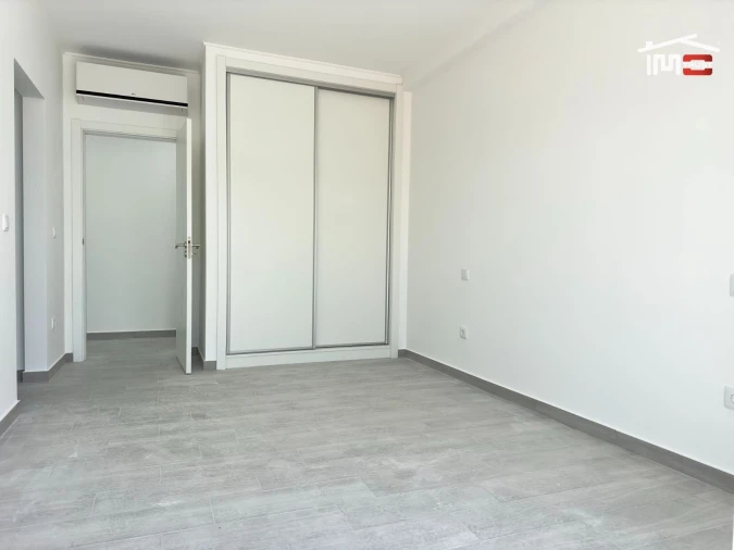 Moradia T4 para Venda em Atalaia e Alto Estanqueiro-Jardia Foto 17