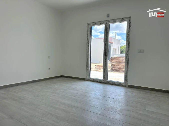 Moradia T4 para Venda em Atalaia e Alto Estanqueiro-Jardia Foto 24
