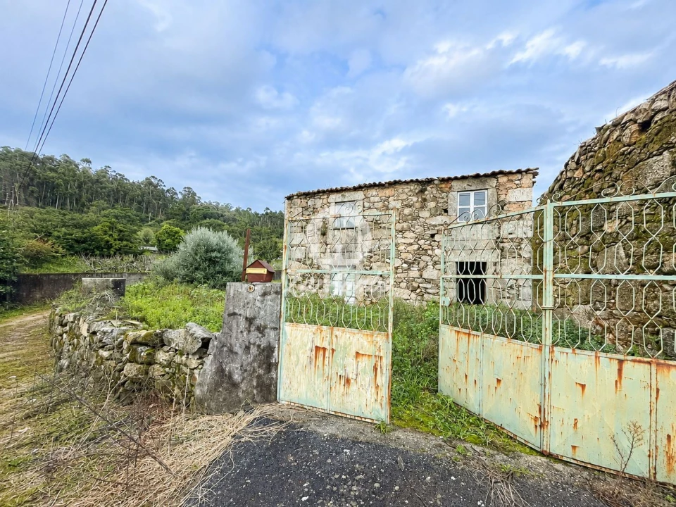 Moradia T3 para Venda em Alheira e Igreja Nova Foto 28