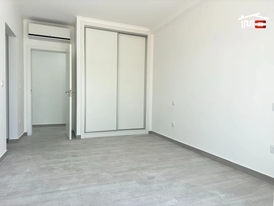 Moradia T5 para Venda em Atalaia e Alto Estanqueiro-Jardia Foto 21