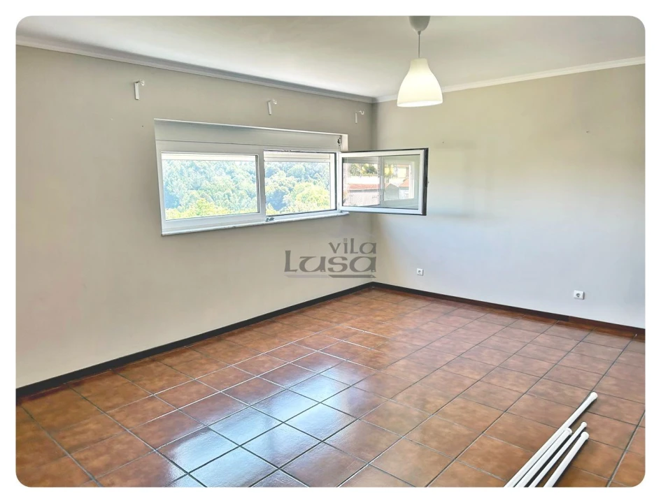 Apartamento T3 para Arrendamento em Gondomar (São Cosme), Valbom e Jovim Foto 3