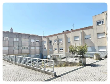 Apartamento T3 para Arrendamento em Gondomar (São Cosme), Valbom e Jovim