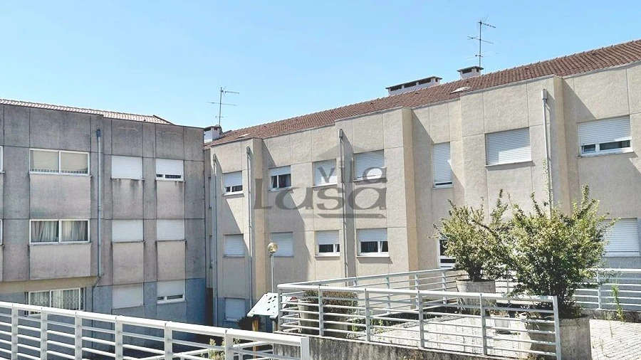 Apartamento T3 para Arrendamento em Gondomar (São Cosme), Valbom e Jovim