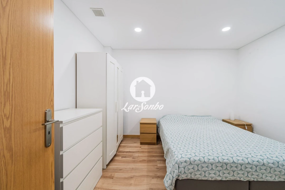 Apartamento T1 para Venda em São Mamede de Infesta e Senhora da Hora Foto 6