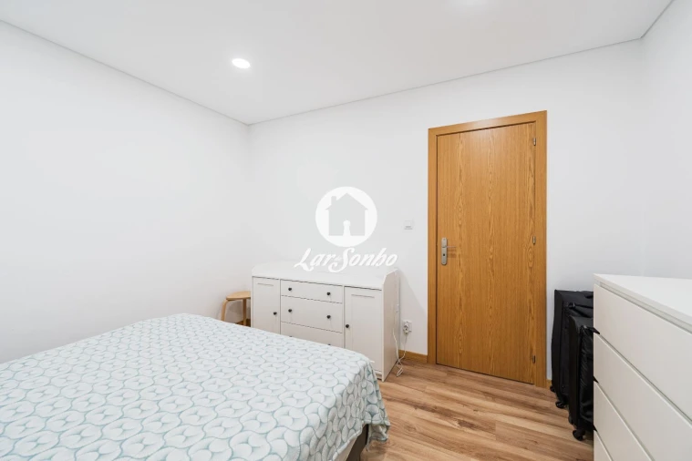 Apartamento T1 para Venda em São Mamede de Infesta e Senhora da Hora Foto 5