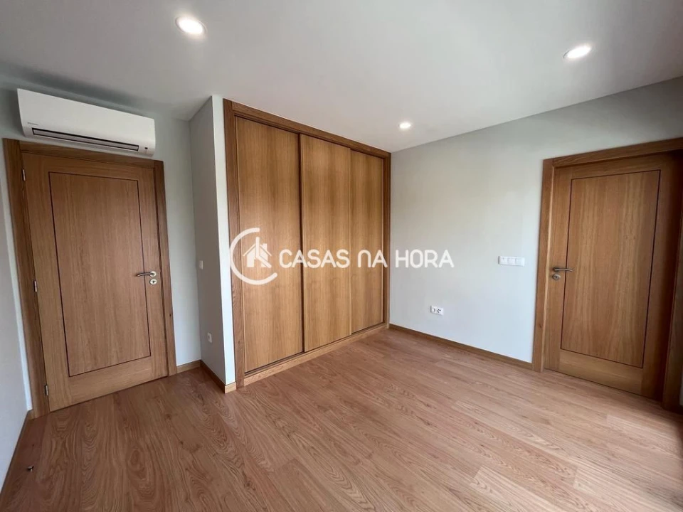 Moradia T4 para Arrendamento em Rio de Loba Foto 9