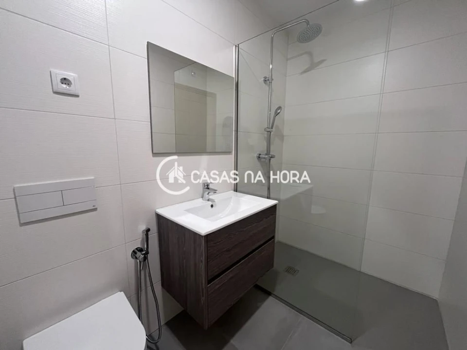 Moradia T4 para Arrendamento em Rio de Loba Foto 15
