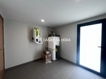 Moradia T4 para Arrendamento em Rio de Loba
