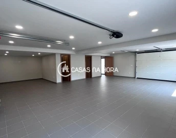 Moradia T4 para Arrendamento em Rio de Loba
