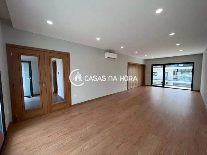 Moradia T4 para Arrendamento em Rio de Loba Foto 6