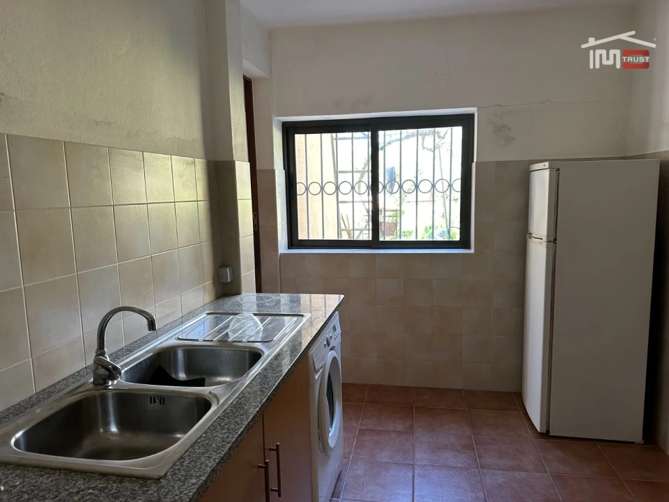 Moradia T1 para Arrendamento em Freixianda, Ribeira do Fárrio e Formigais Foto 5