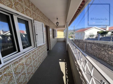 Moradia T3 para Venda em Valença, Cristelo Covo e Arão
