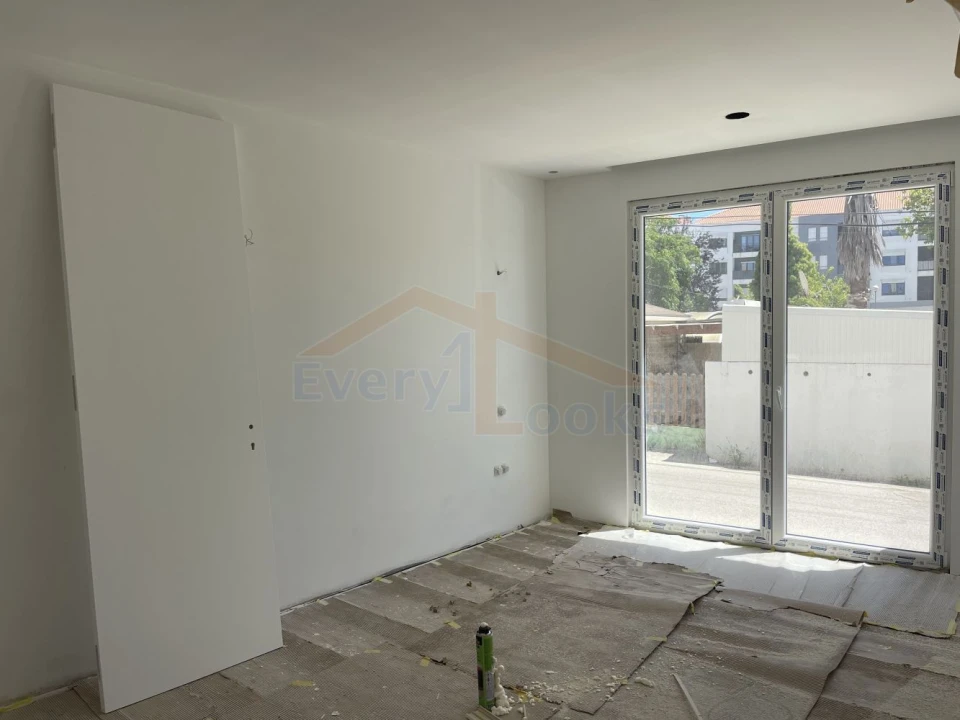 Apartamento T3 para Venda em Lourinhã e Atalaia Foto 49