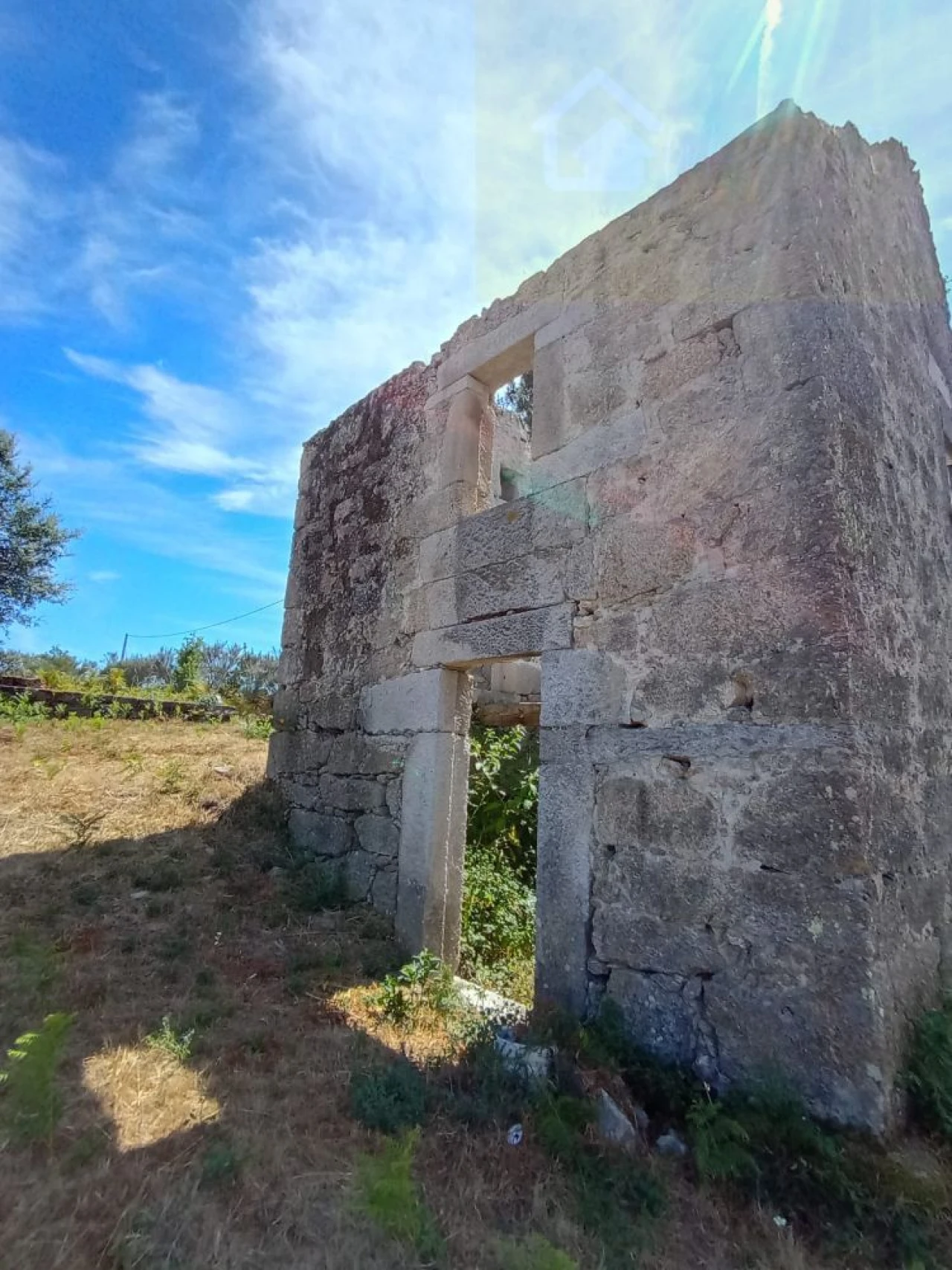 Moradia T2 para Venda em Cunha Baixa Foto 4