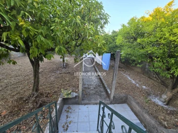 Moradia T4 para Venda em Cebolais de Cima e Retaxo