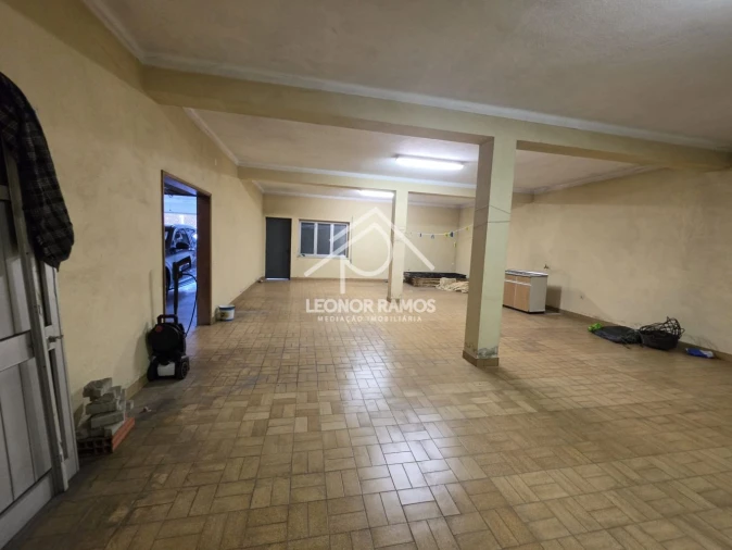 Moradia T4 para Venda em Cebolais de Cima e Retaxo Foto 10