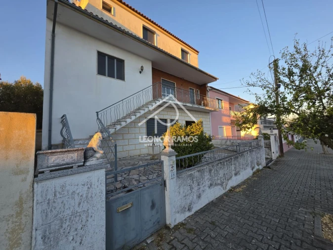 Moradia T4 para Venda em Cebolais de Cima e Retaxo Foto 5