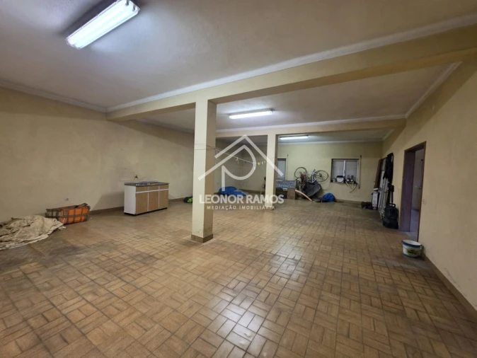 Moradia T4 para Venda em Cebolais de Cima e Retaxo Foto 9