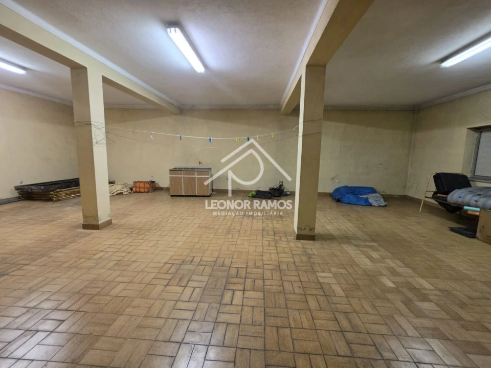 Moradia T4 para Venda em Cebolais de Cima e Retaxo Foto 11