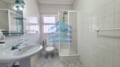 Moradia T4 para Venda em Santa Joana