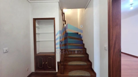 Moradia T4 para Venda em Santa Joana