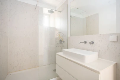 Apartamento T2 para Venda em Misericórdia