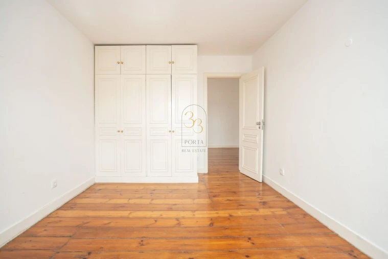 Apartamento T2 para Venda em Misericórdia Foto 17