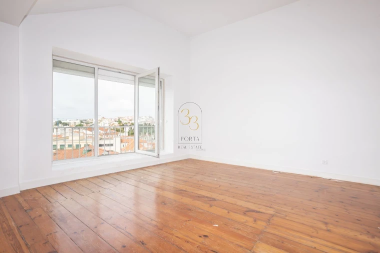 Apartamento T2 para Venda em Misericórdia Foto 25