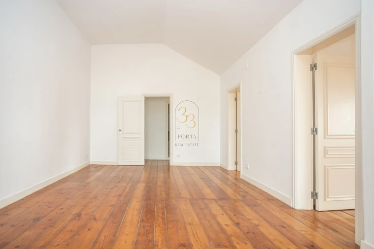 Apartamento T2 para Venda em Misericórdia Foto 18