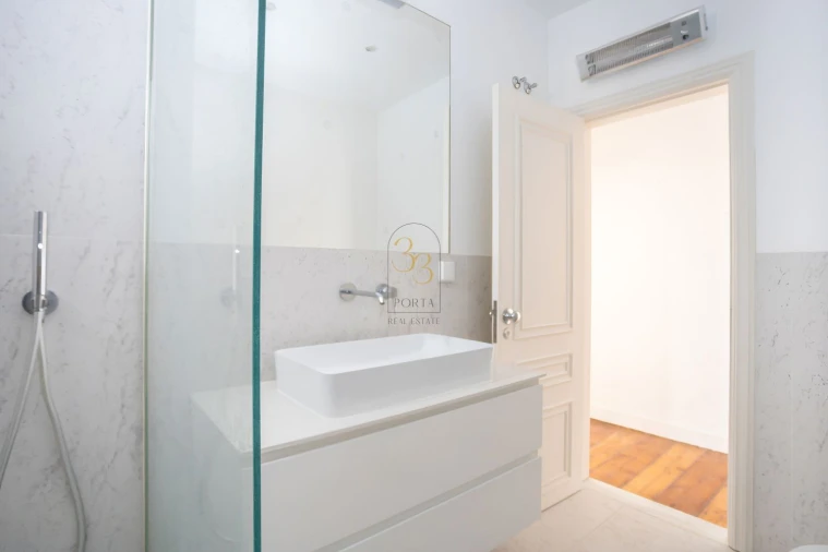 Apartamento T2 para Venda em Misericórdia Foto 29