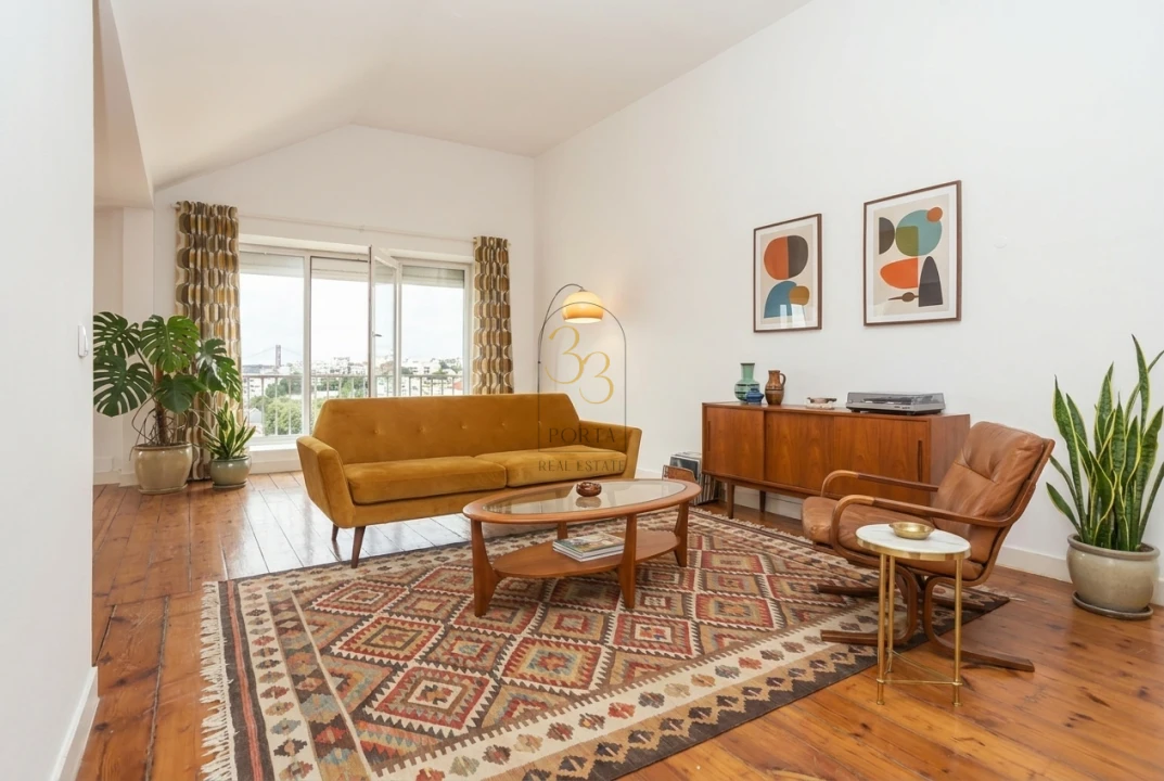 Apartamento T2 para Venda em Misericórdia Foto 2