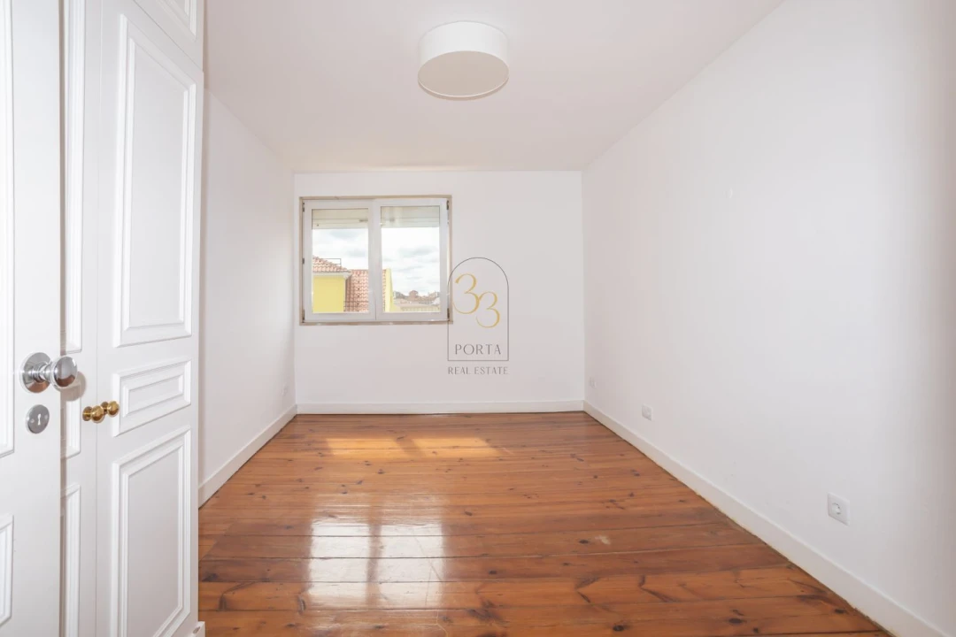 Apartamento T2 para Venda em Misericórdia Foto 21