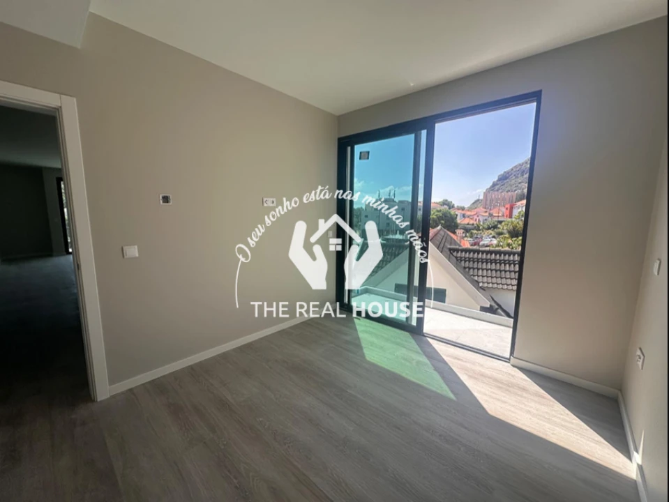 Apartamento T1 para Venda em Machico Foto 5
