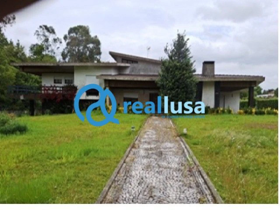 Moradia T5 para Venda em Ruivães e Novais Foto 4