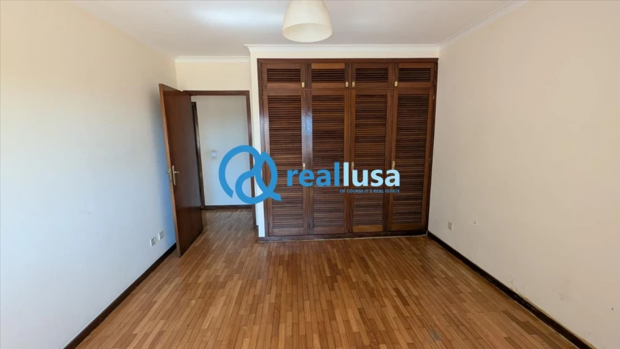 Apartamento T2 para Venda em Aldoar, Foz do Douro e Nevogilde Foto 6