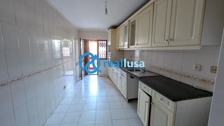 Apartamento T2 para Venda em Aldoar, Foz do Douro e Nevogilde Foto 2