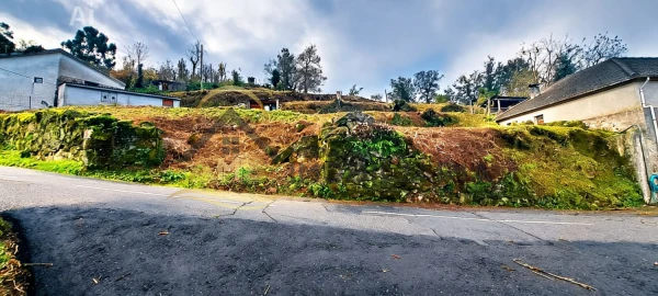 Terreno para Venda em Monte e Queimadela