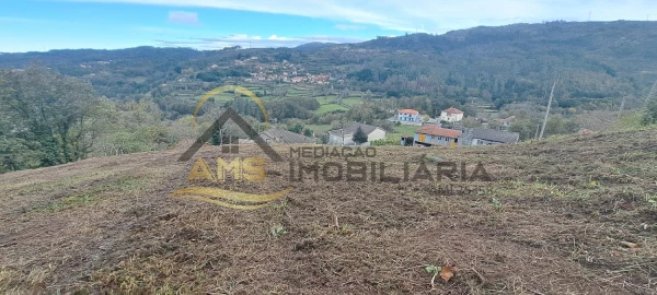 Terreno para Venda em Monte e Queimadela