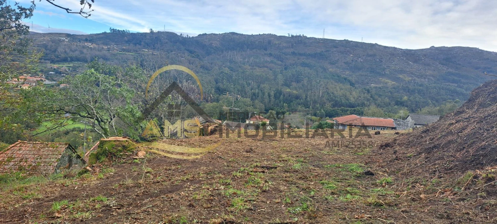Terreno para Venda em Monte e Queimadela Foto 31