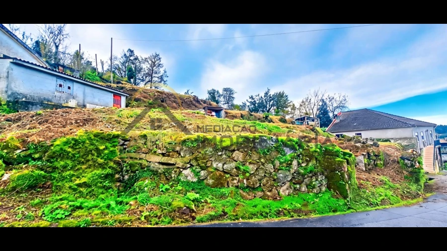 Terreno para Venda em Monte e Queimadela