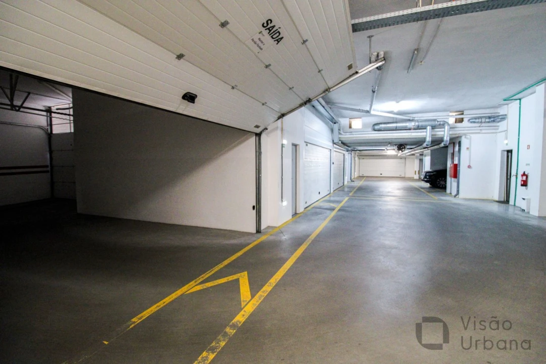 Apartamento T4 para Venda em Viseu Foto 41