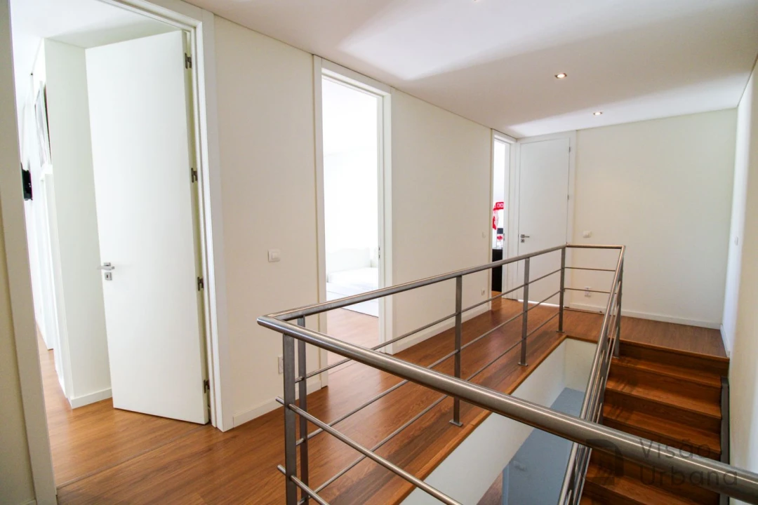 Apartamento T4 para Venda em Viseu Foto 20