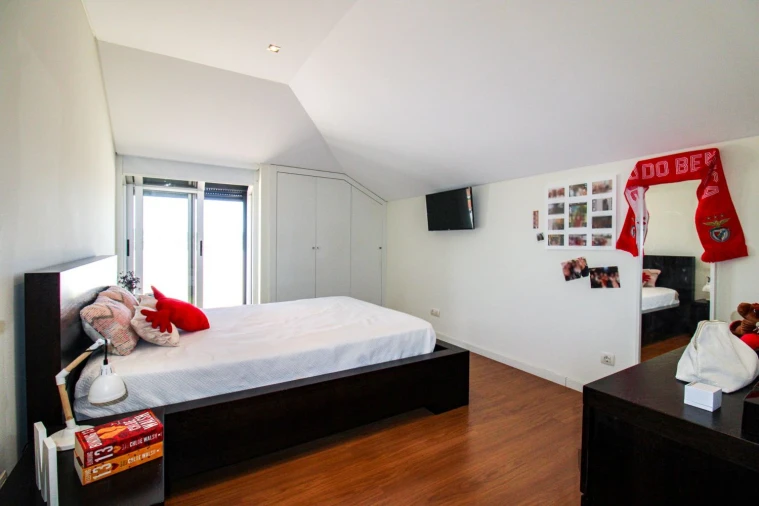 Apartamento T4 para Venda em Viseu Foto 14