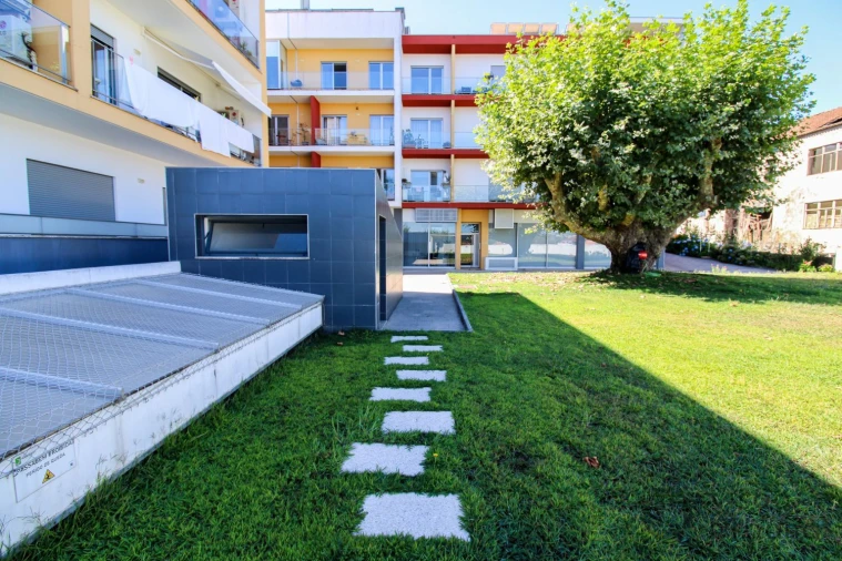 Apartamento T4 para Venda em Viseu Foto 43