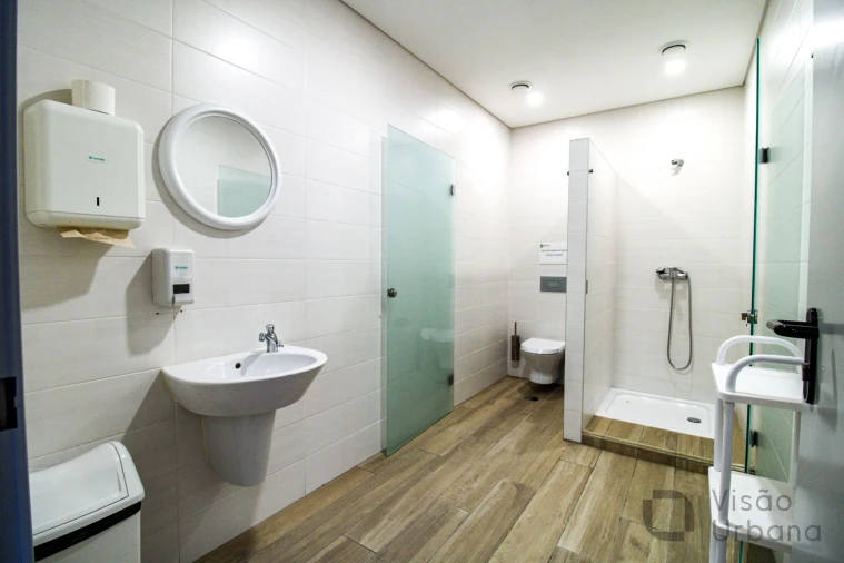 Apartamento T4 para Venda em Viseu Foto 38