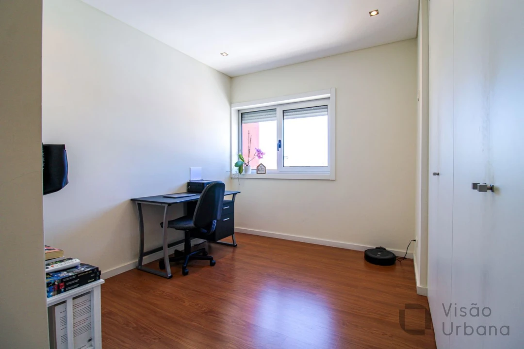 Apartamento T4 para Venda em Viseu Foto 10
